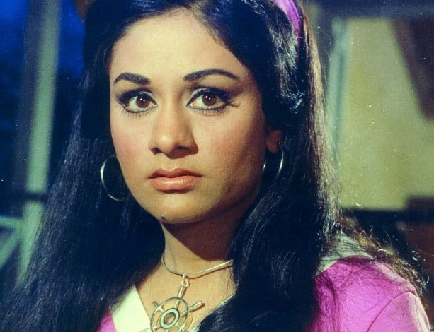 Aruna Irani Bra Size