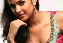 Deeksha Seth Bra Size