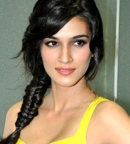 Kriti Sanon Bra Size