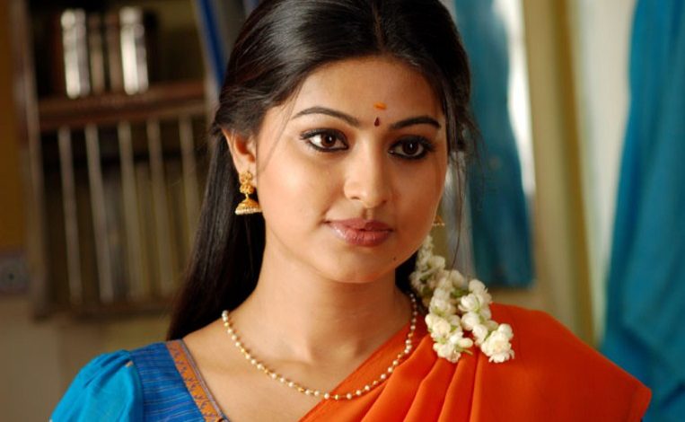 Sneha Prasanna Bra Size