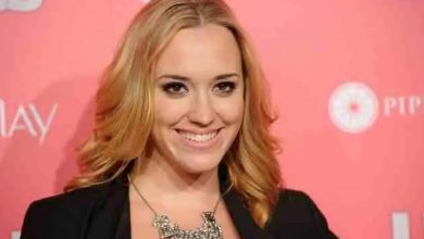 Andrea Bowen Bra Size