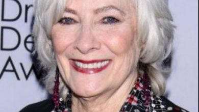 Betty Buckley Bra Size