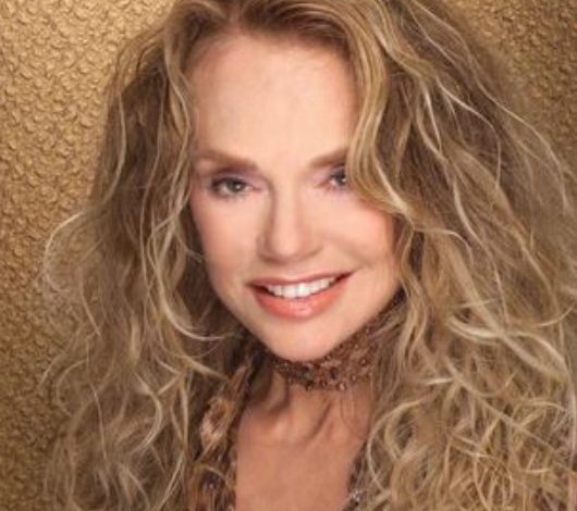 Dyan Cannon Bra Size