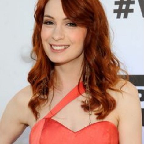 Felicia Day Bra Size