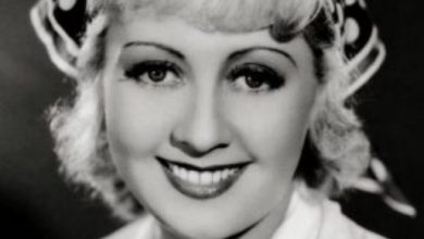 Joan Blondell Bra Size