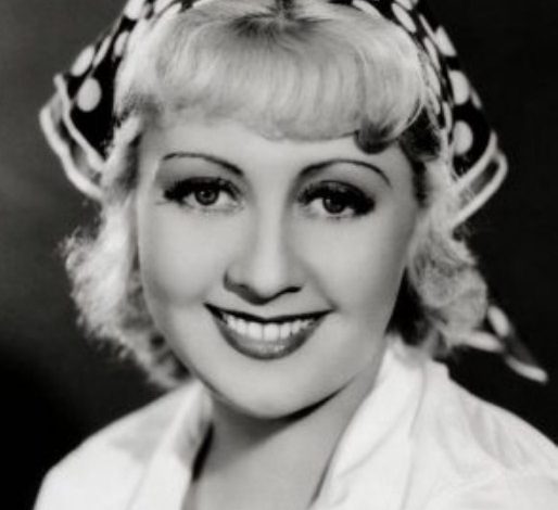 Joan Blondell Bra Size