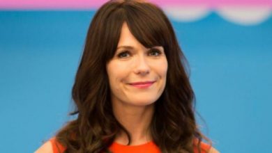 Katie Aselton Bra Size