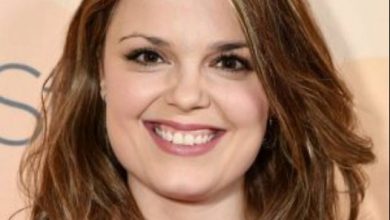 Kimberly J. Brown Bra Size