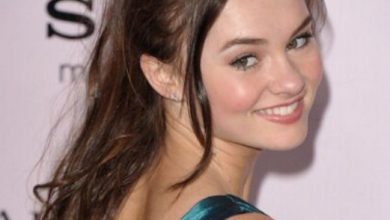 Madeline Carroll Bra Size
