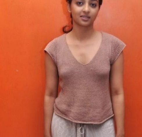 Radhika Apte Bra Size