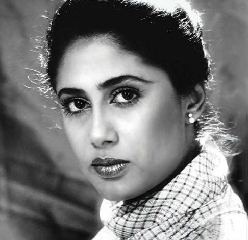 Smita Patil Bra Size